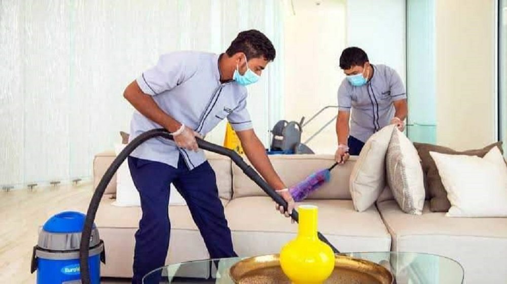 <strong>Brush Up and Dust Up Your Living Area: The Ultimate Checklist for a Spotless Home </strong>